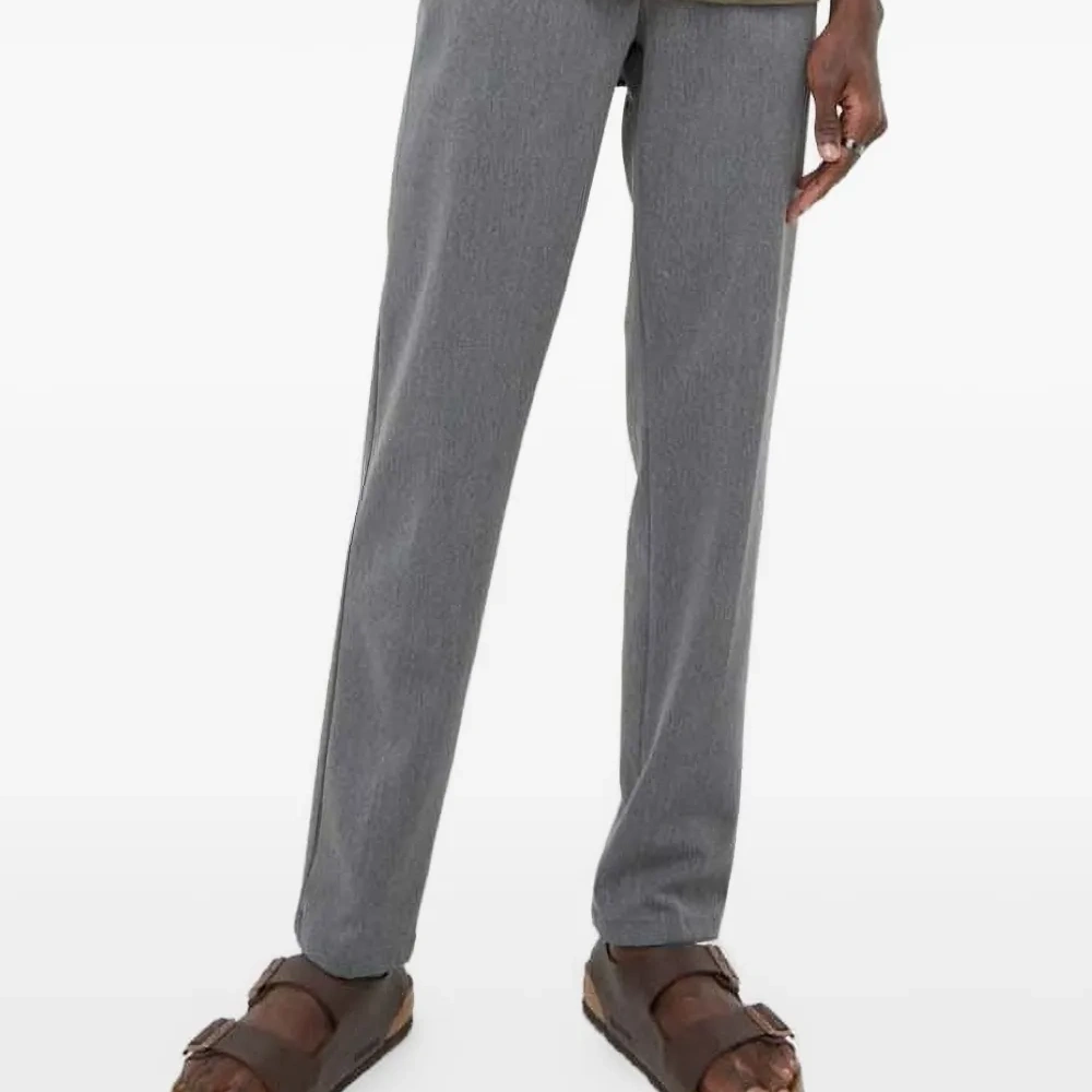 Фактурные брюки прямого кроя