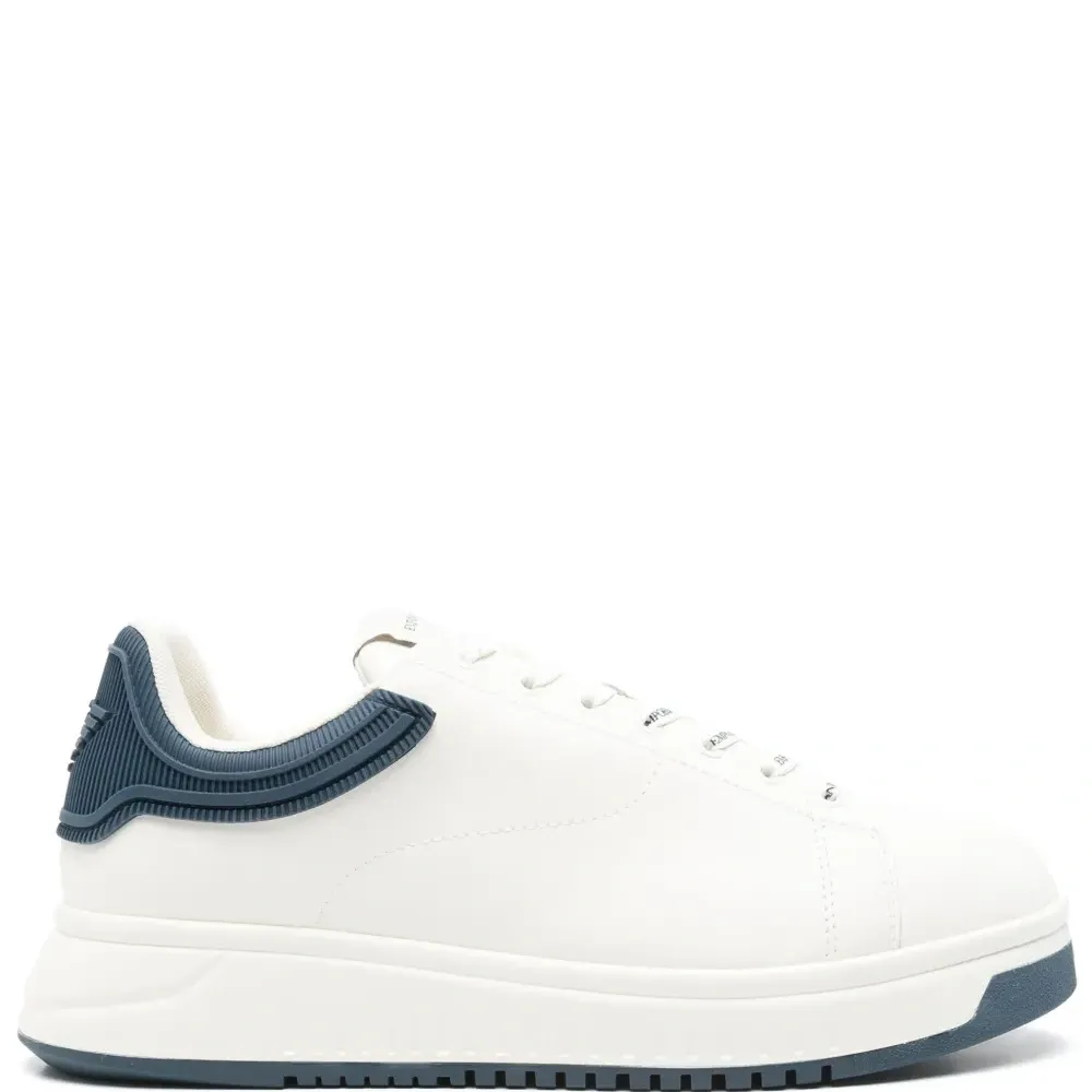 Кожаные кроссовки