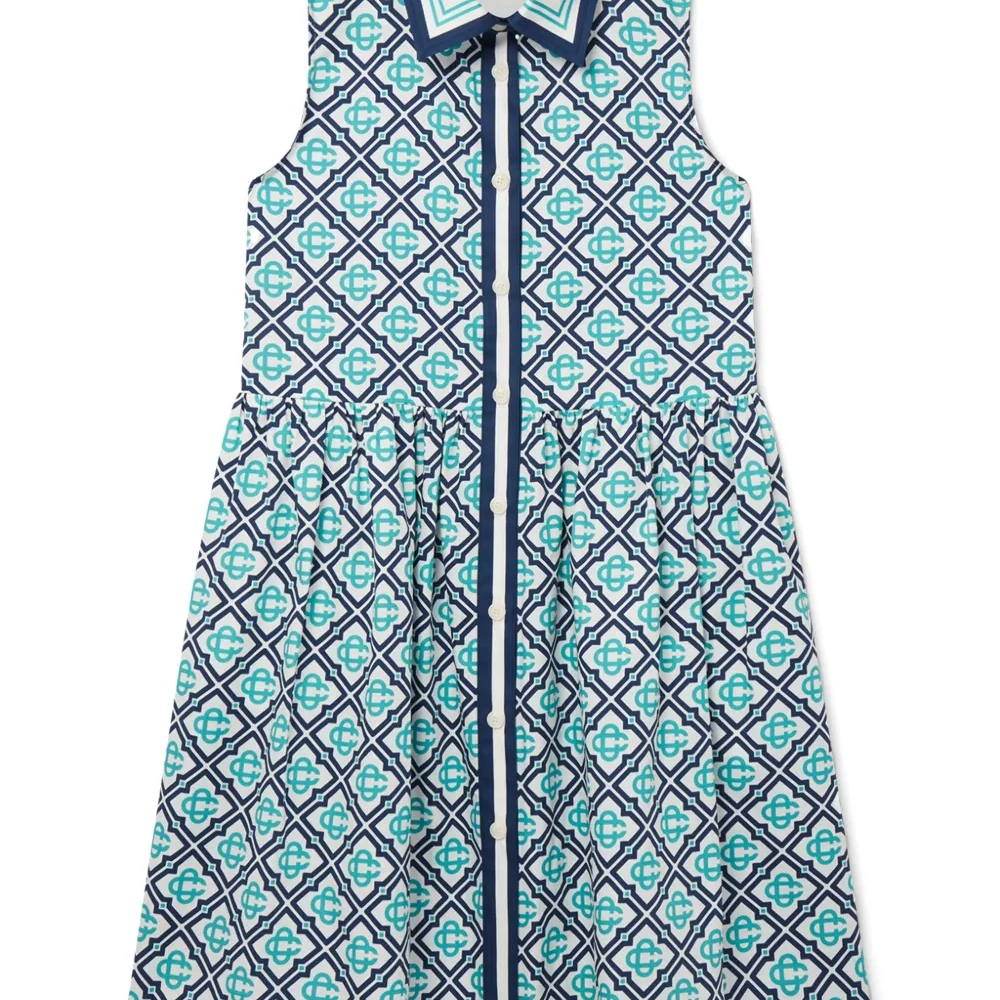 платье с монограммой