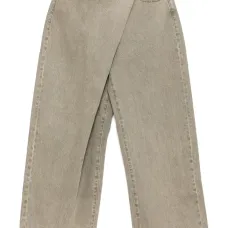 Широкие джинсы