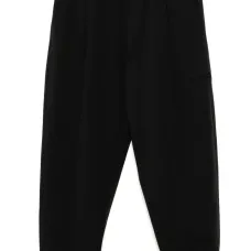 Спортивные брюки со складками