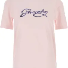 Футболка с вышитым логотипом