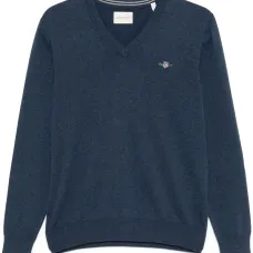 Свитер с V-образным вырезом