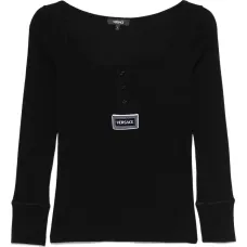 Футболка с нашивкой-логотипом