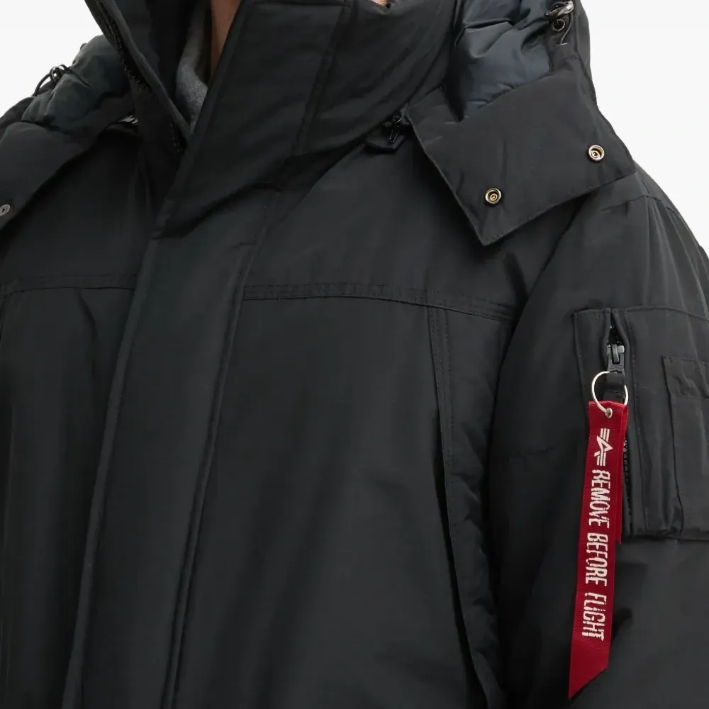 Стеганая парка с капюшоном