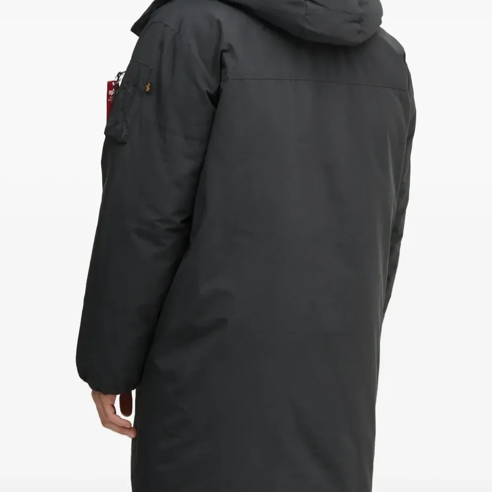 Стеганая парка с капюшоном