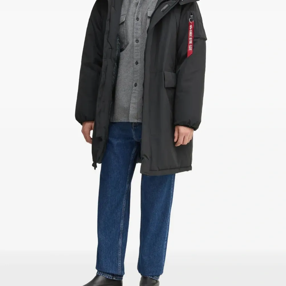 Стеганая парка с капюшоном