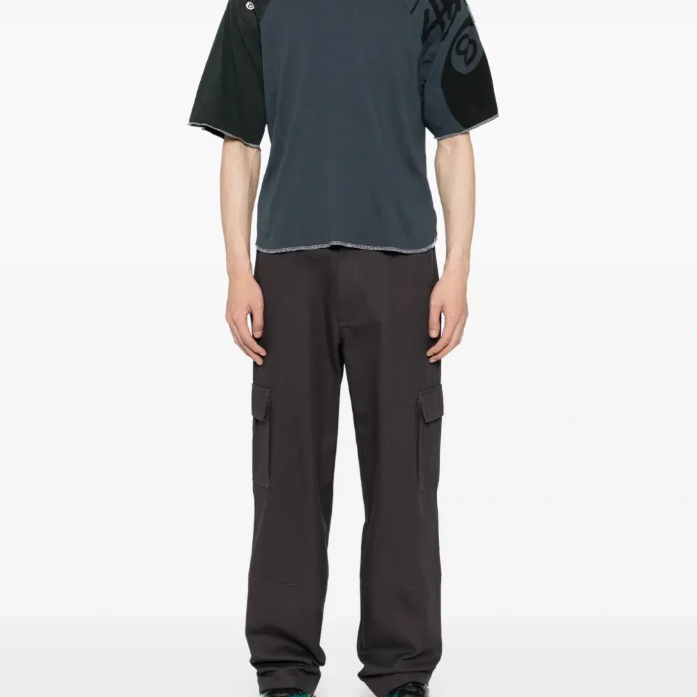 футболка с графичным принтом