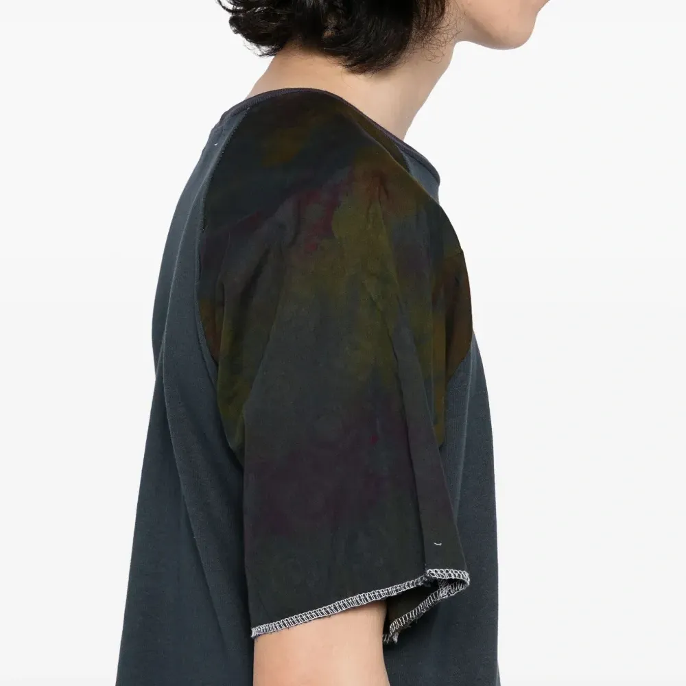 футболка с графичным принтом футболка с графичным принтом