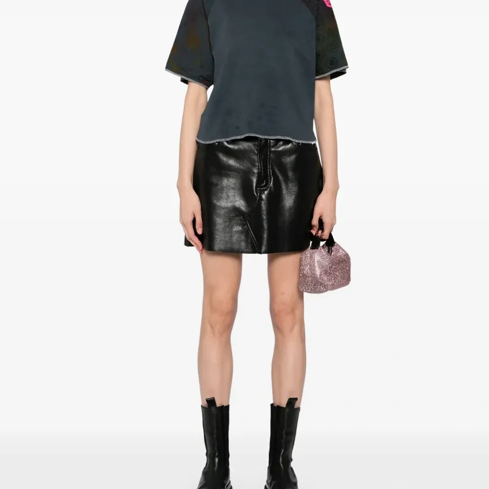 футболка с графичным принтом