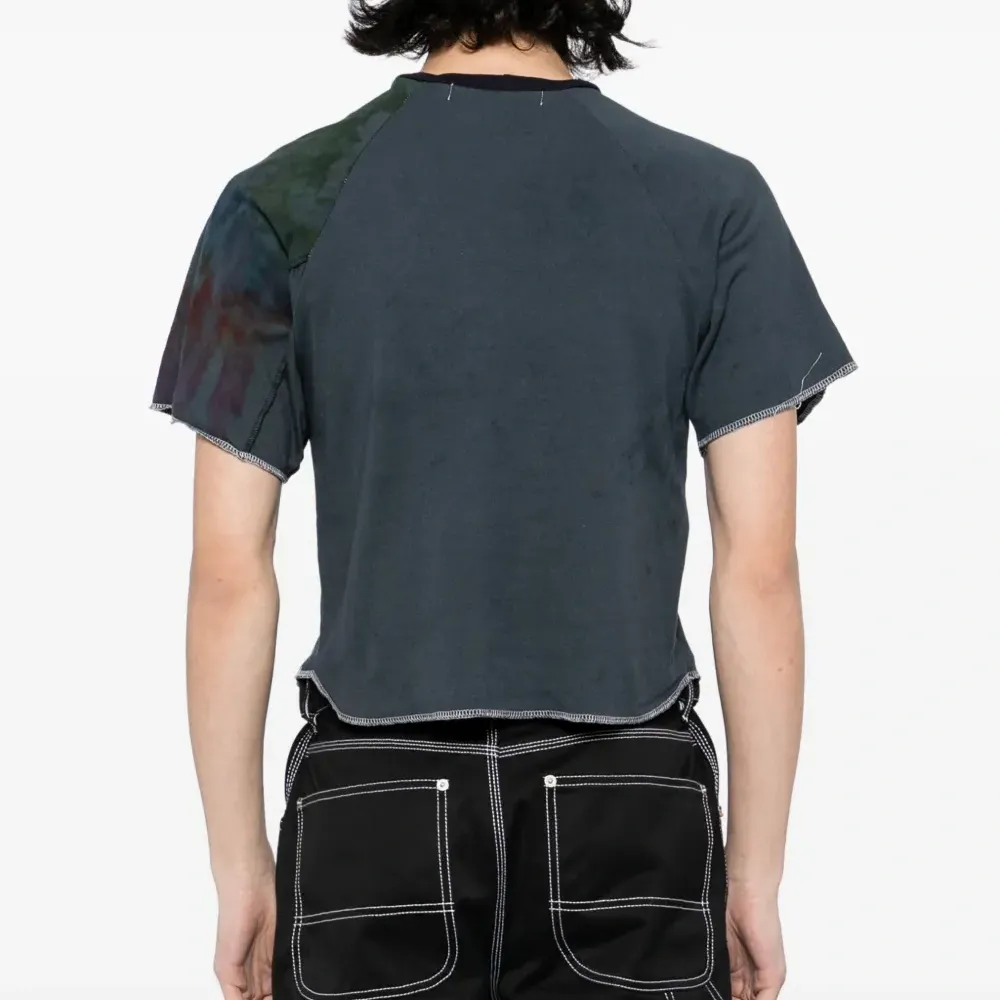 футболка с графичным принтом футболка с графичным принтом