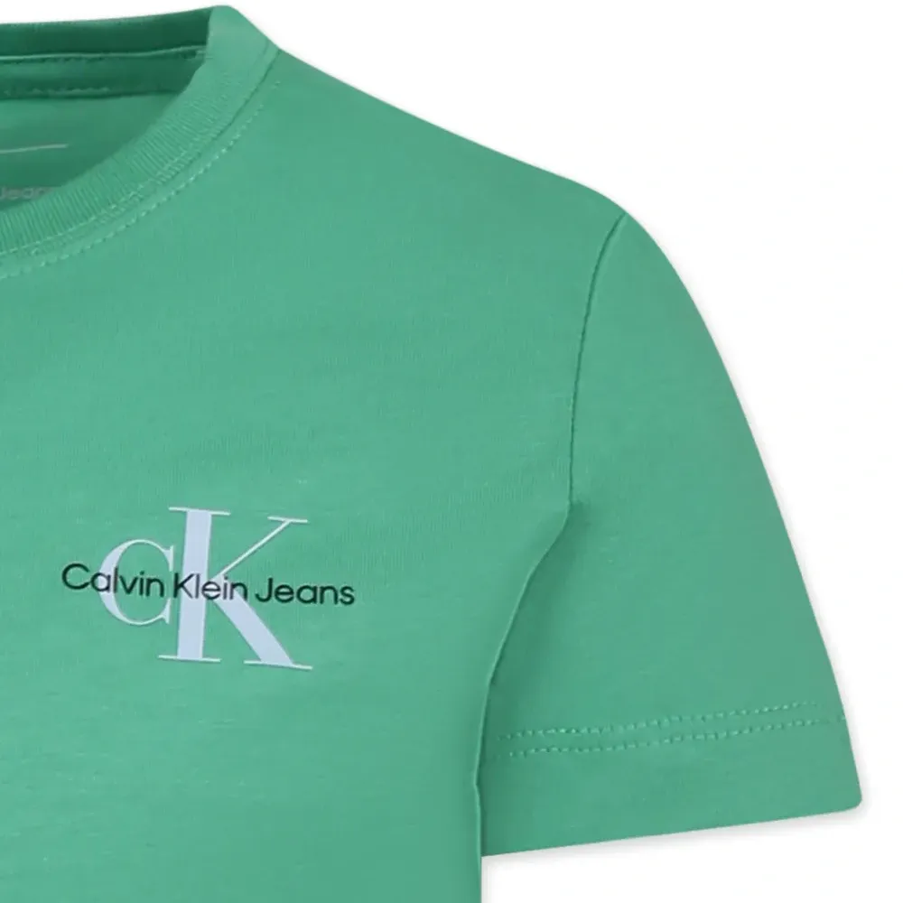 Базовая футболка Базовая футболка