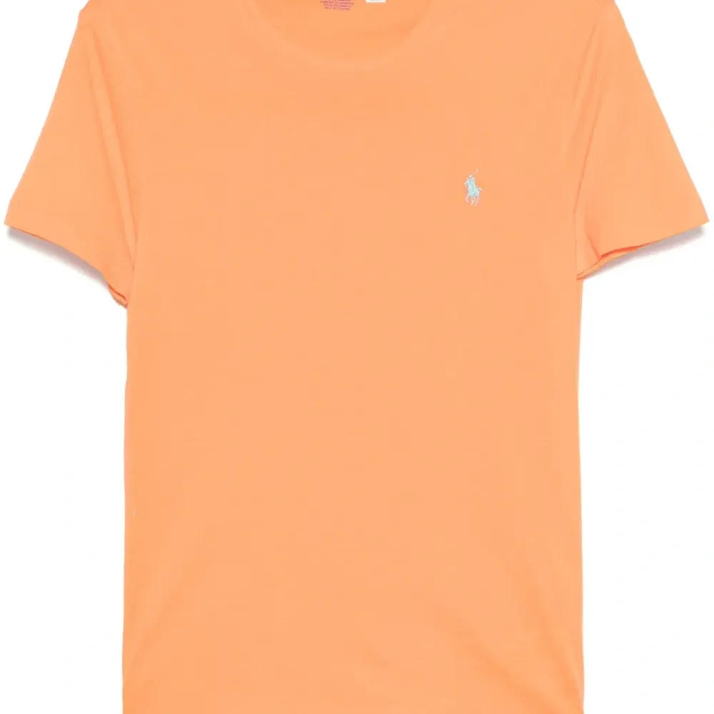 Футболка с круглым вырезом