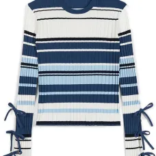 Свитер в полоску