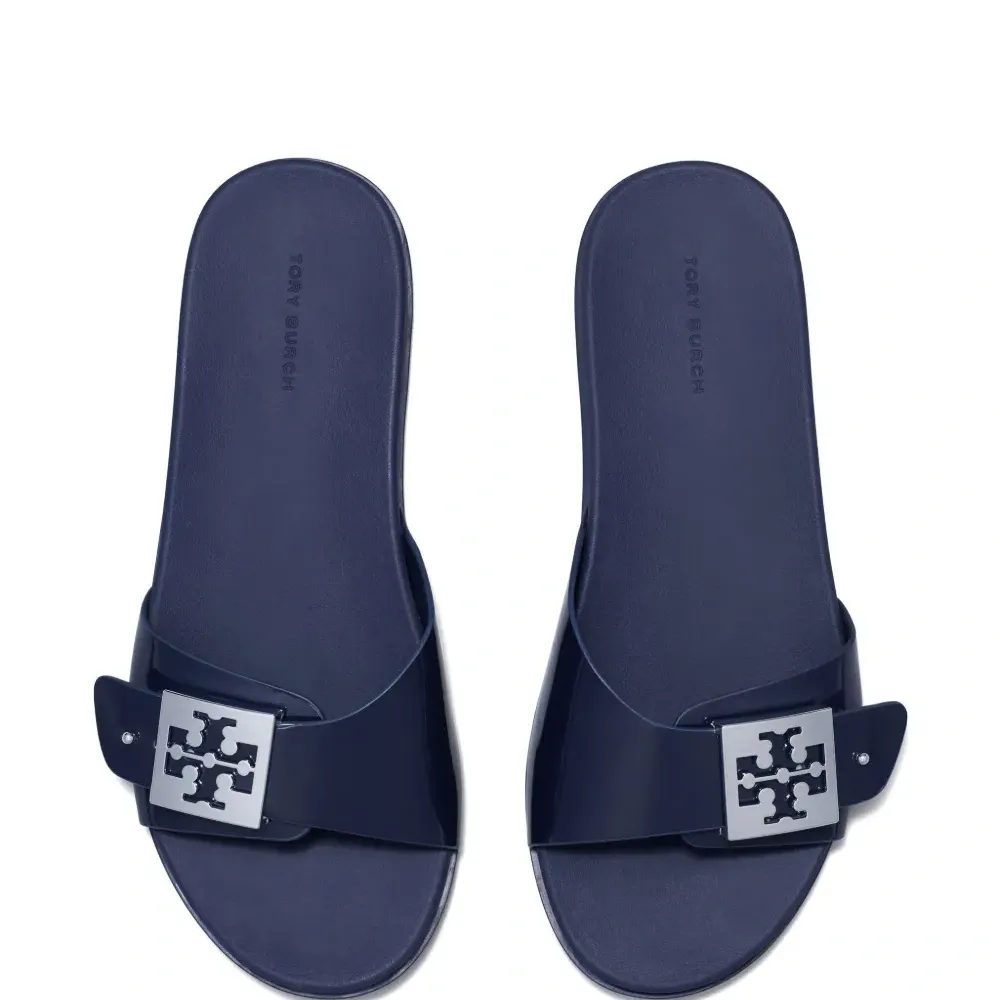 Шлепанцы с пряжками