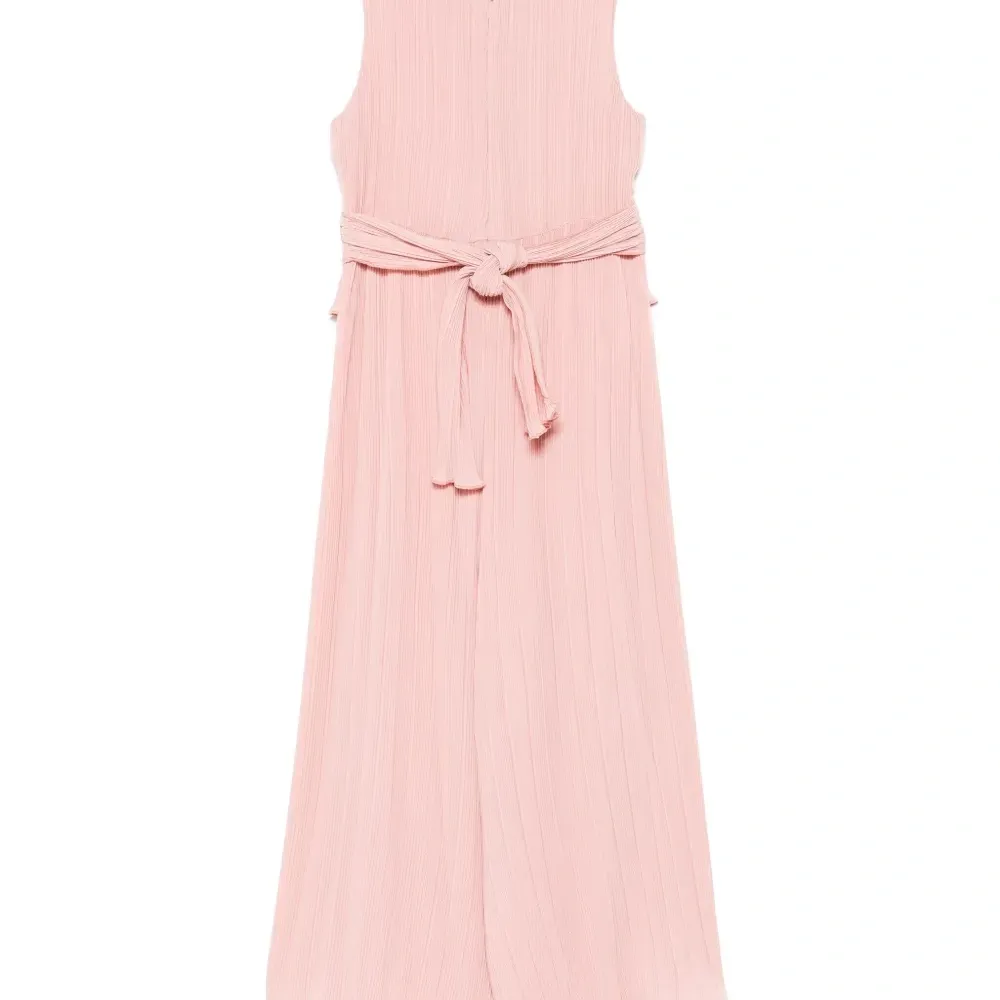 Комбинезон с плиссировкой