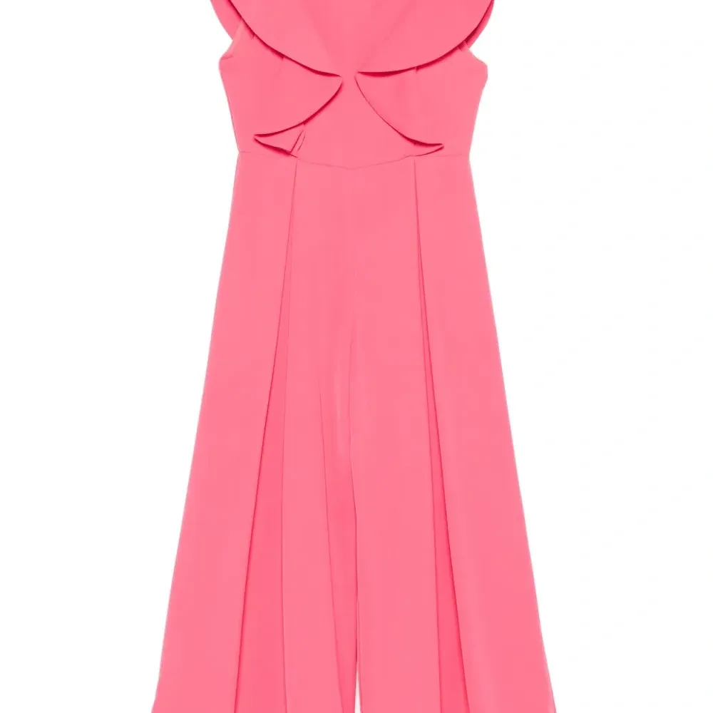 Комбинезон с оборками Комбинезон с оборками