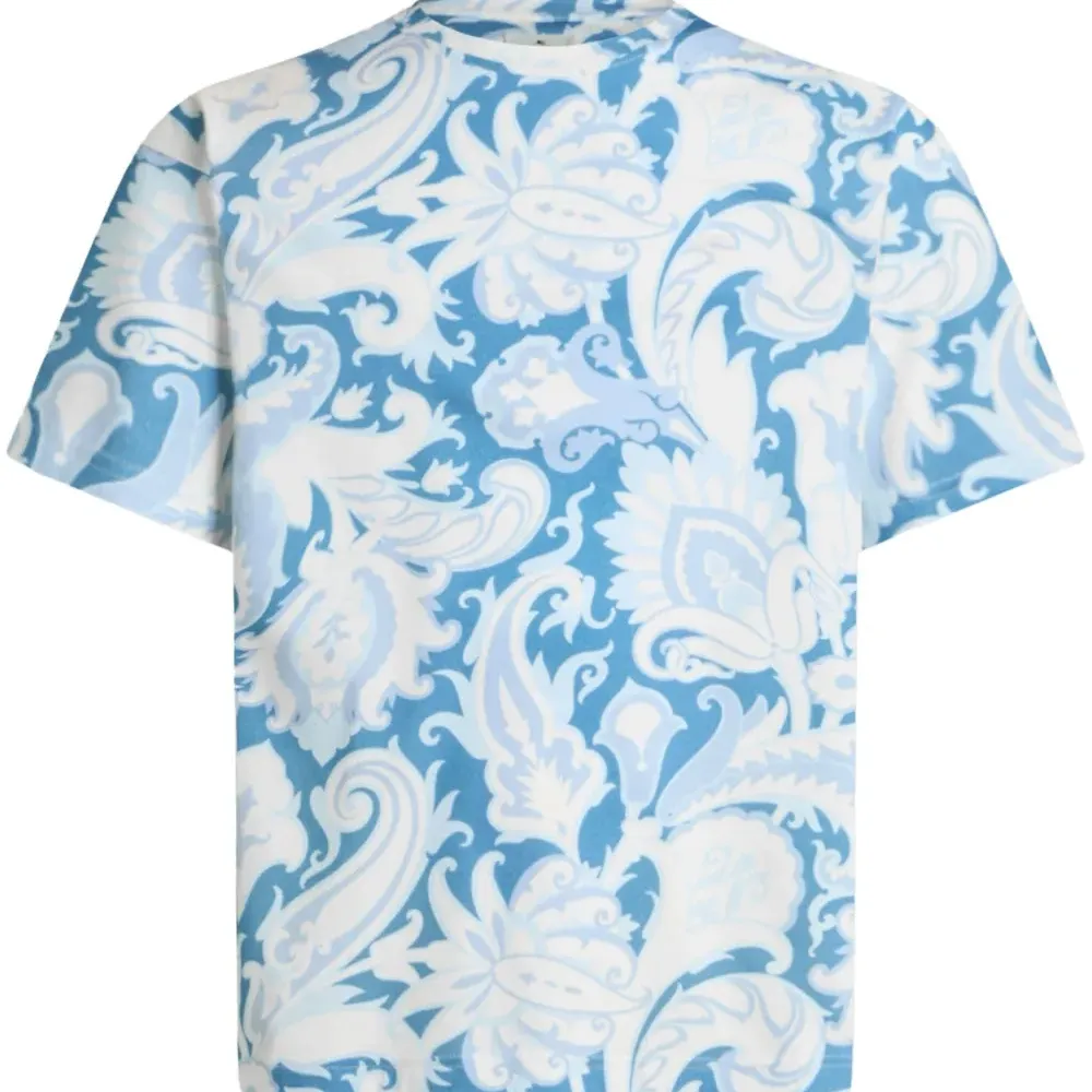 Футболка с цветочным принтом