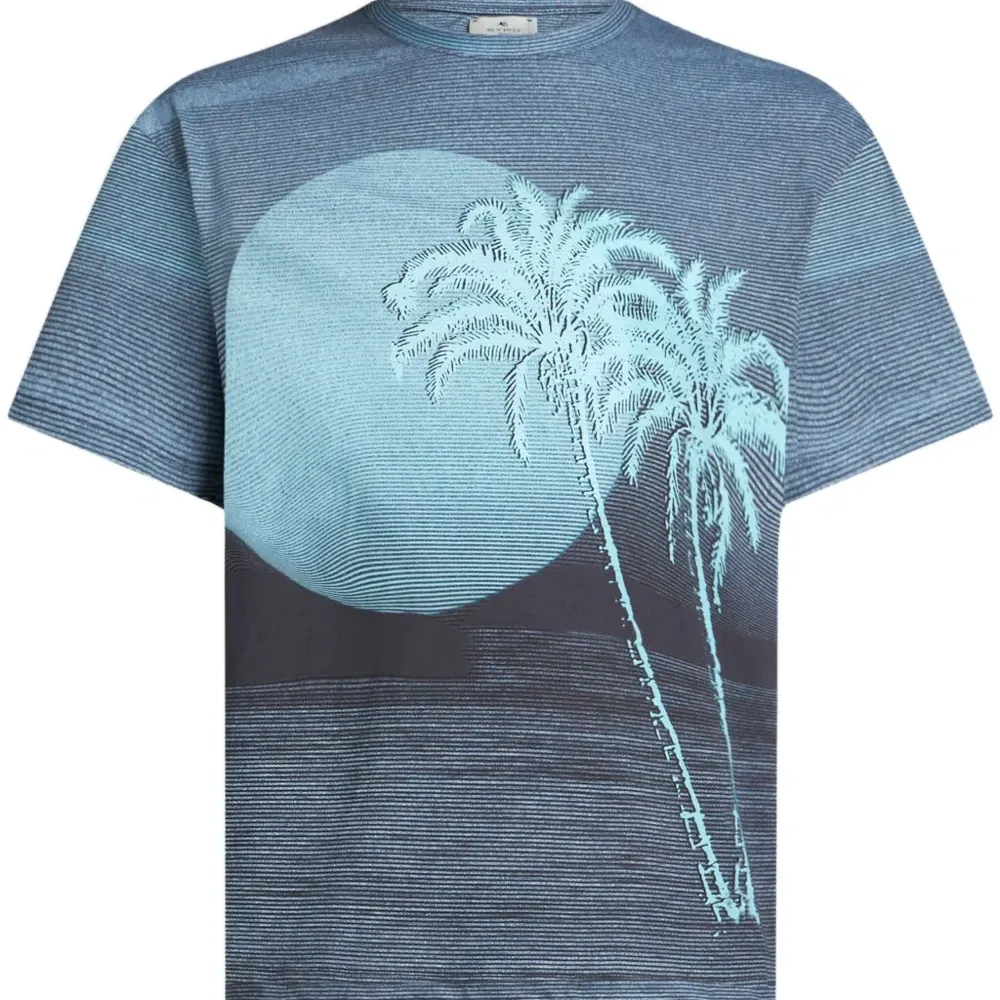 Футболка с принтом