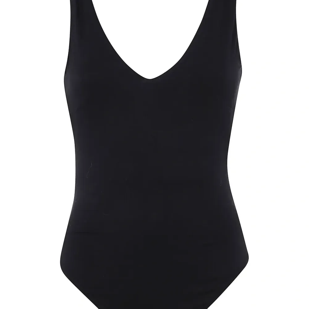 Топ с V-образным вырезом