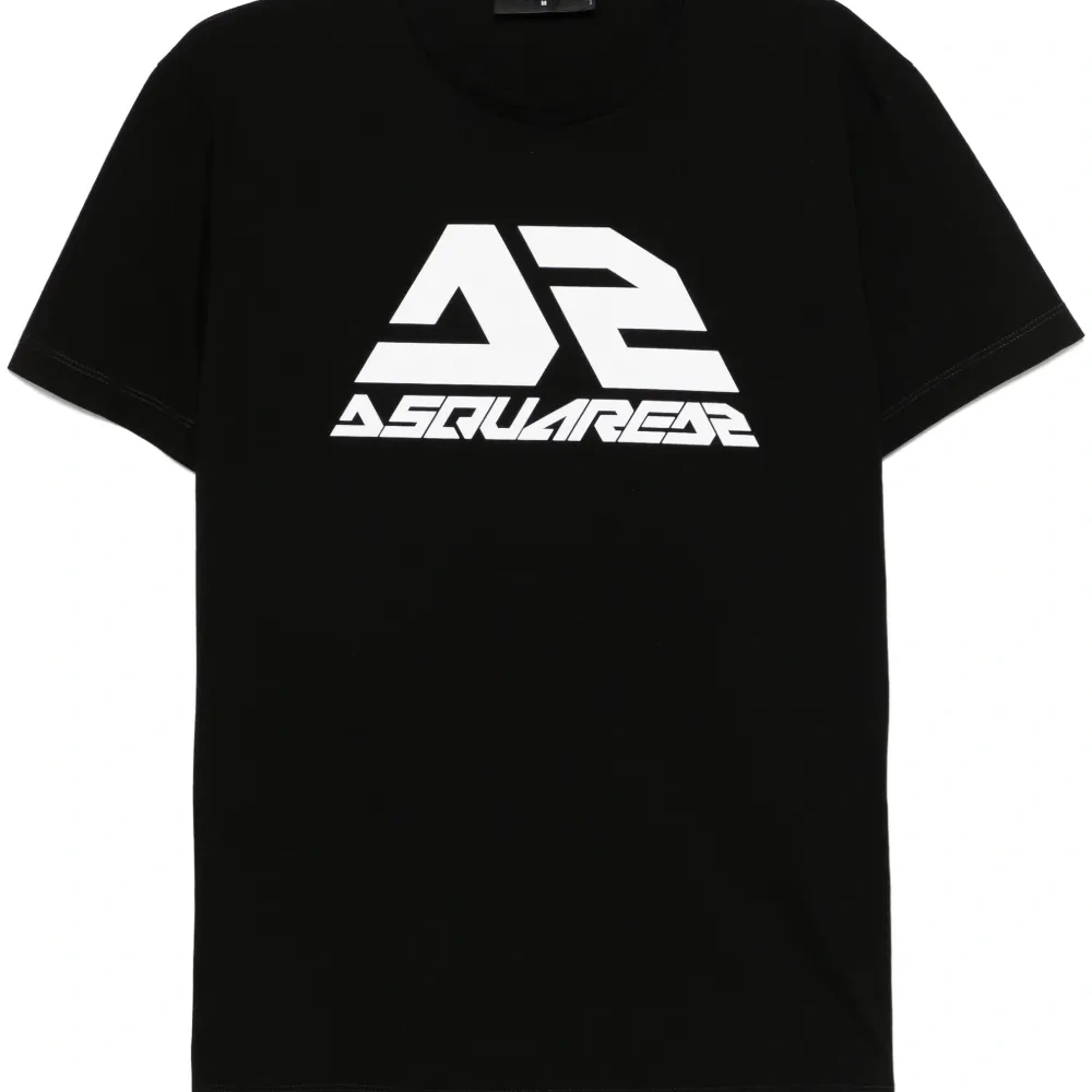 Футболка с логотипом