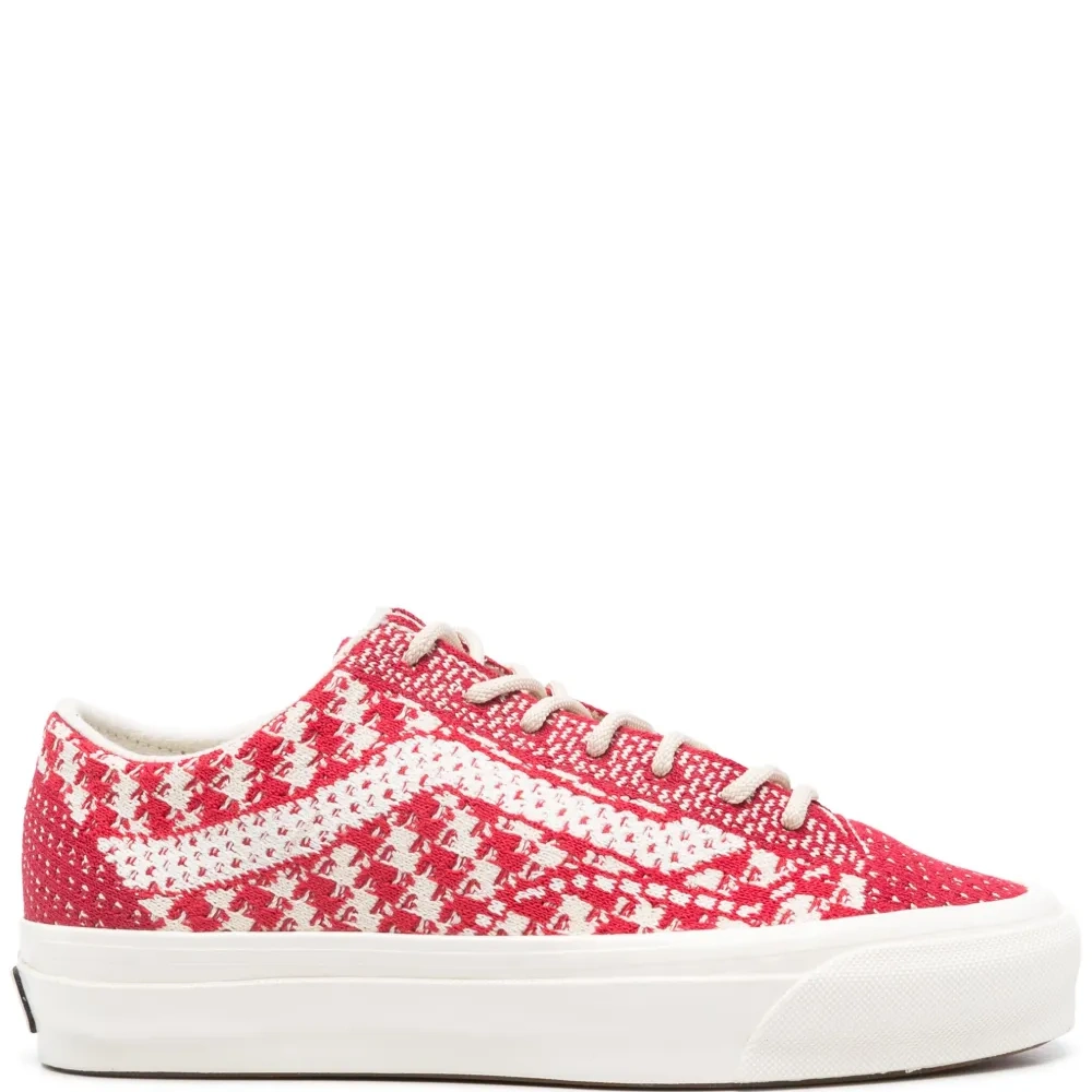 Кроссовки вязки интарсия Кроссовки вязки интарсия