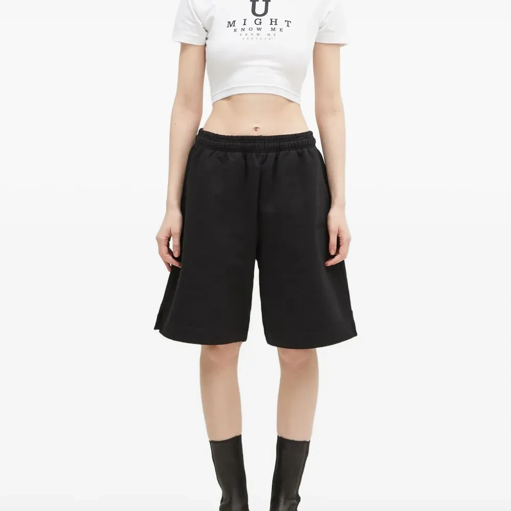 укороченный топ с принтом