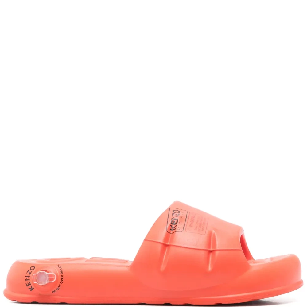 Шлепанцы с логотипом