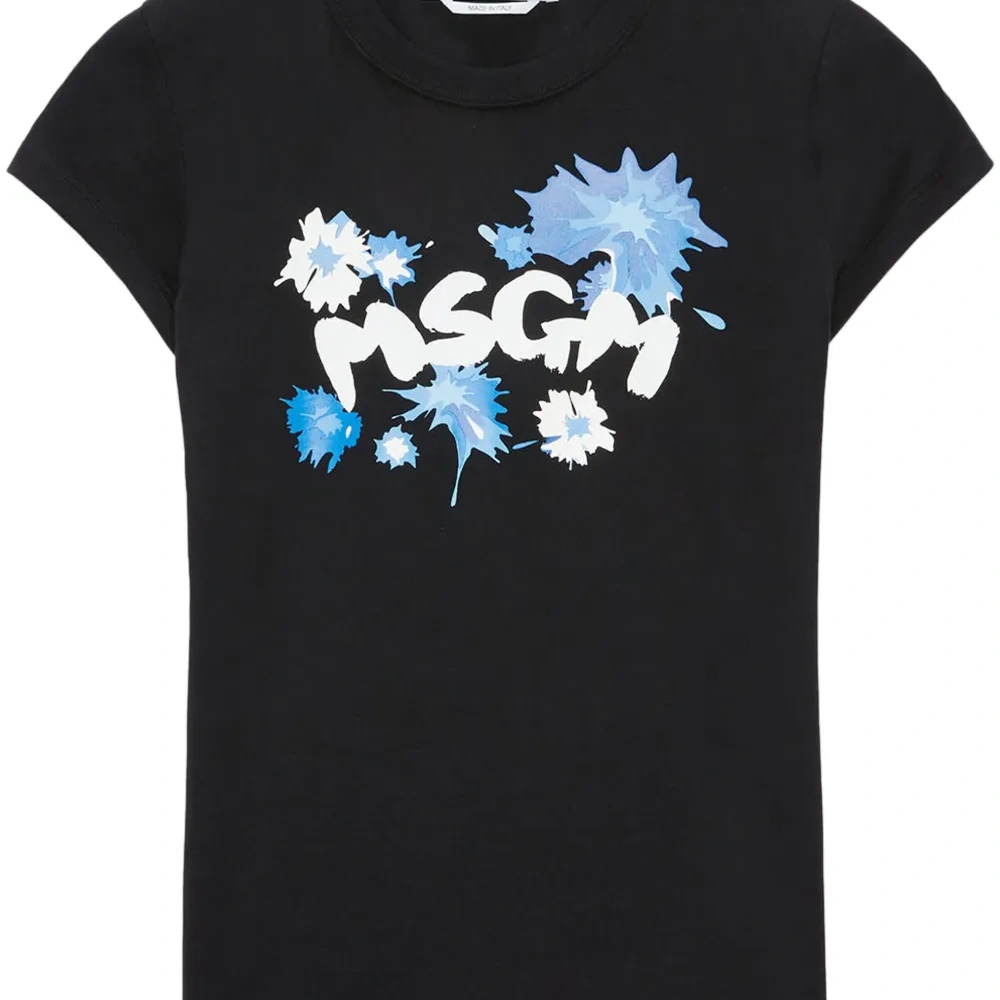 Футболка с логотипом