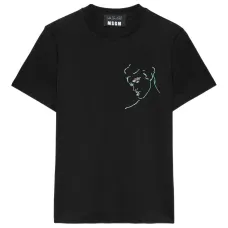 Футболка с вышивкой