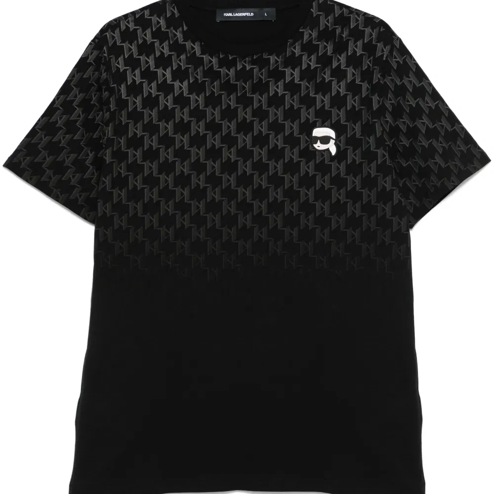 Футболка с монограммой KL