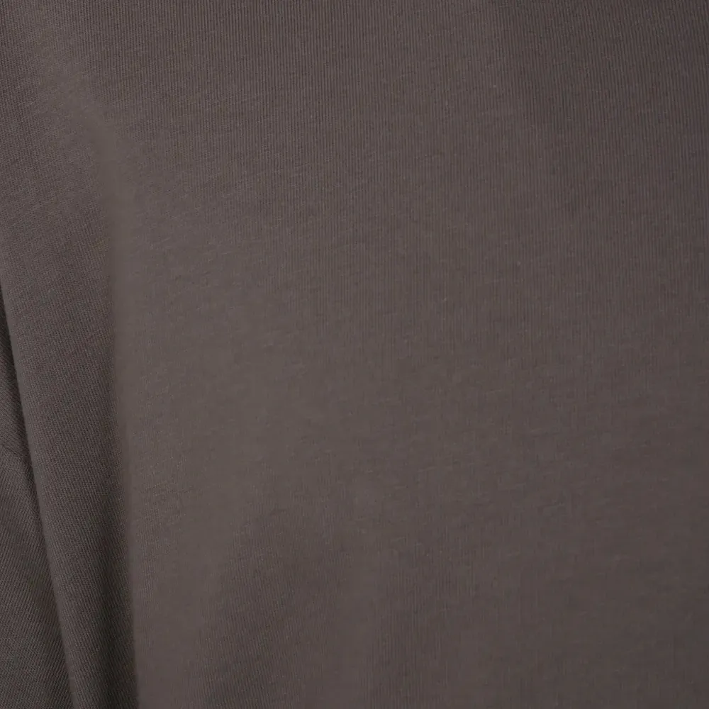 Футболка с круглым вырезом