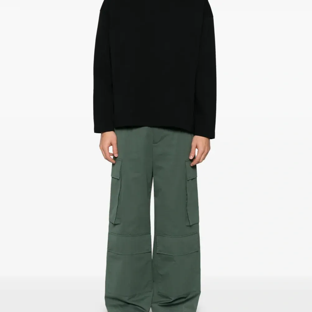 Футболка с круглым вырезом