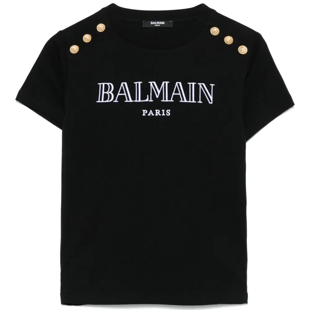 Футболка с вышитым логотипом