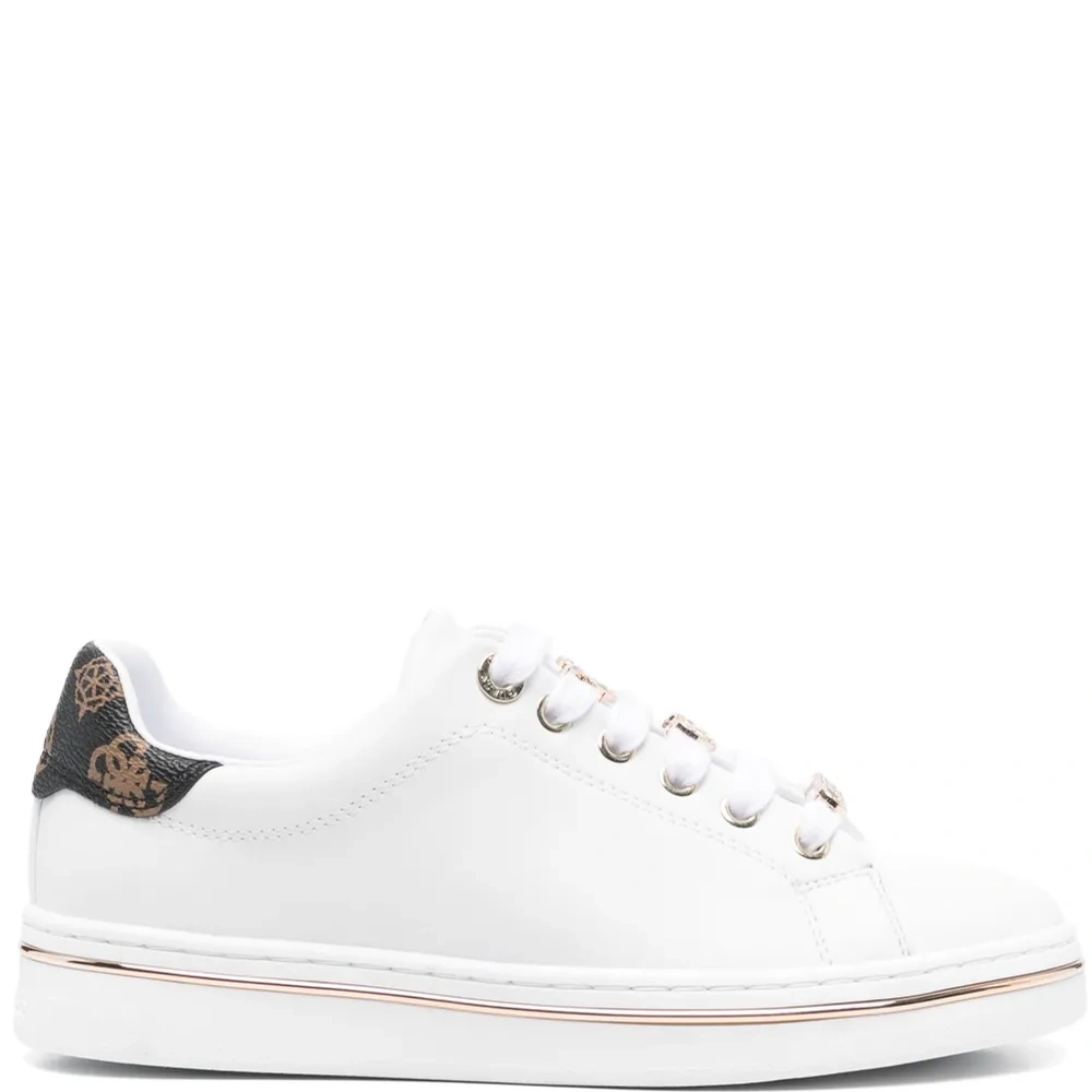 Кроссовки Stasey