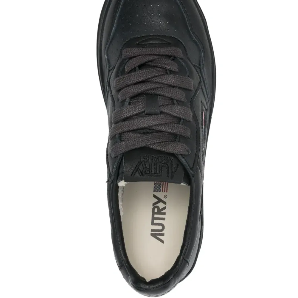 Кроссовки Medalist