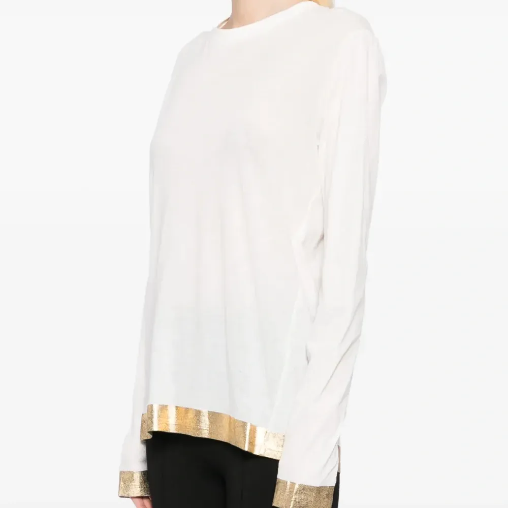 Футболка с длинными рукавами