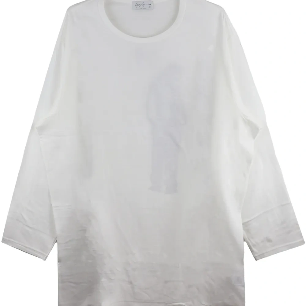 Футболка с логотипом