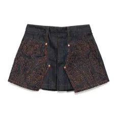 Джинсовая юбка с вышивкой Джинсовая юбка с вышивкой