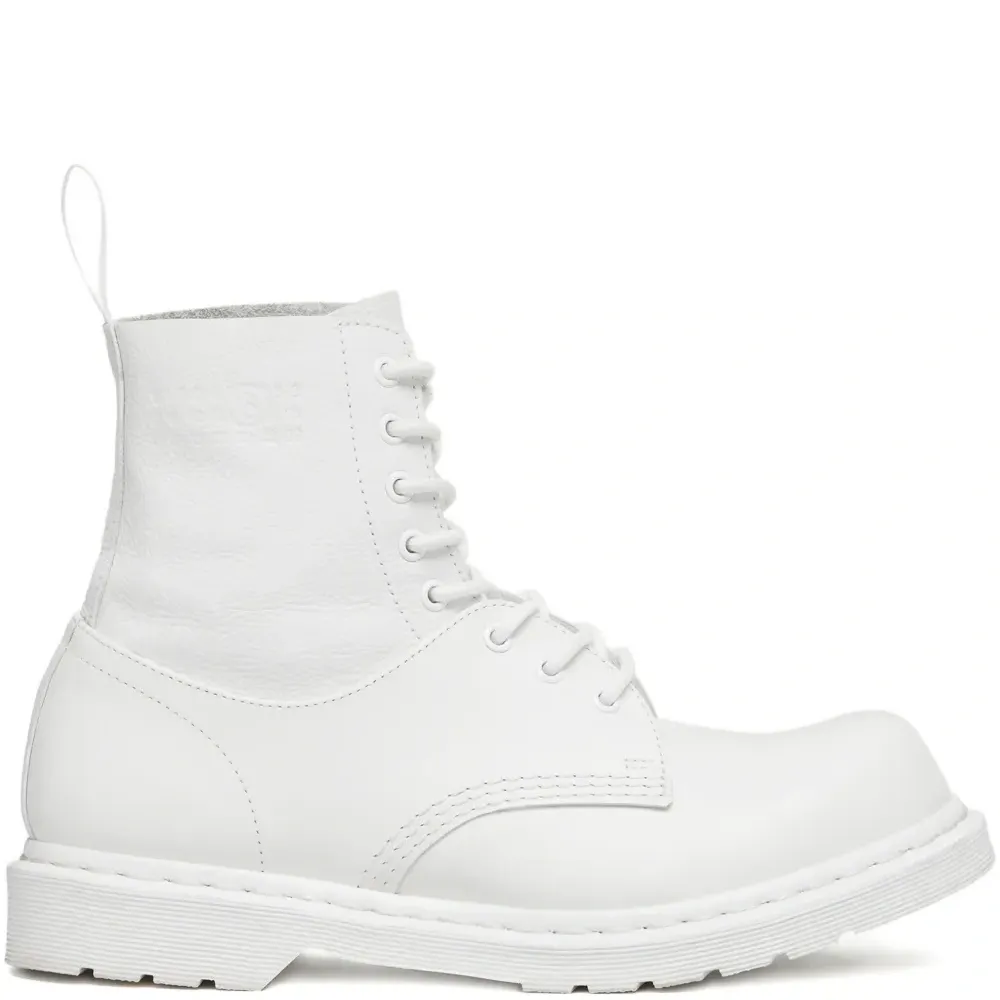 Ботинки 1460 из коллаборации с Dr. Martens