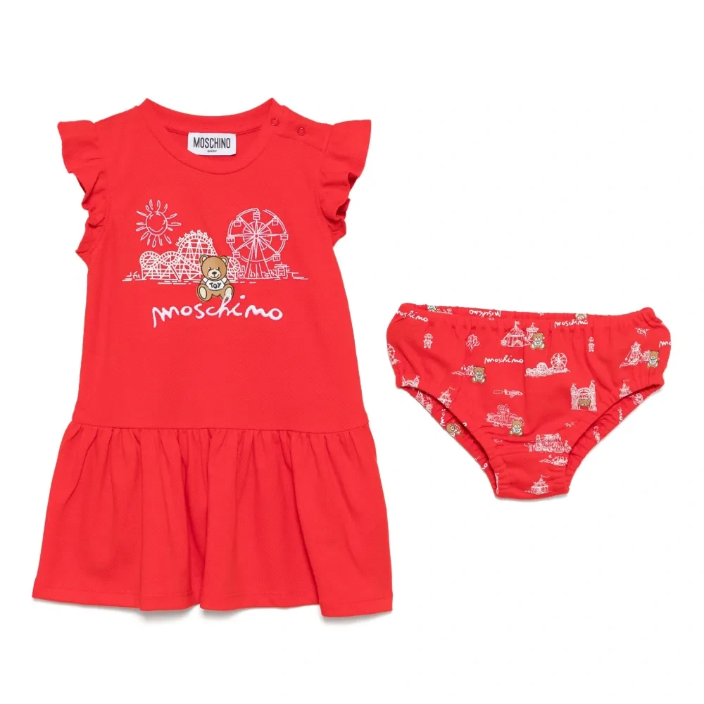 Платье с графичным принтом