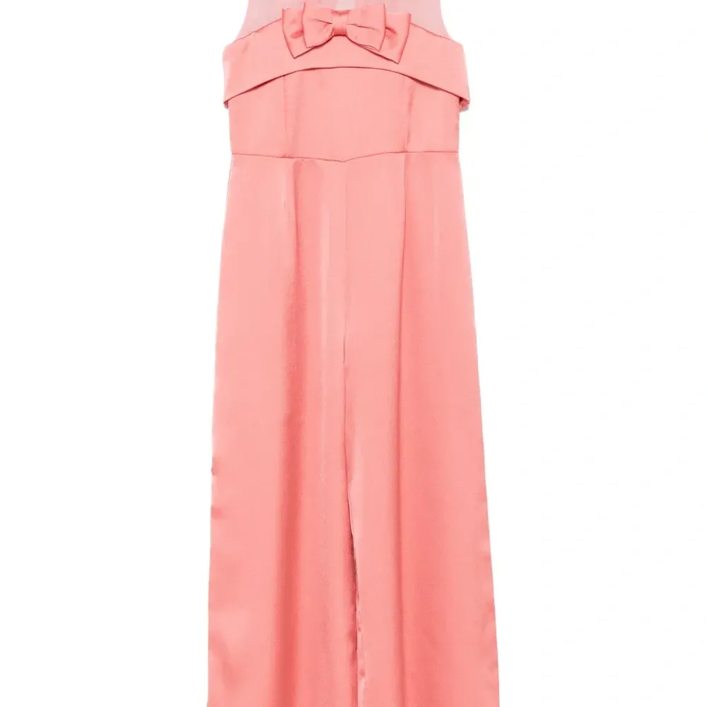 Комбинезон с бантом