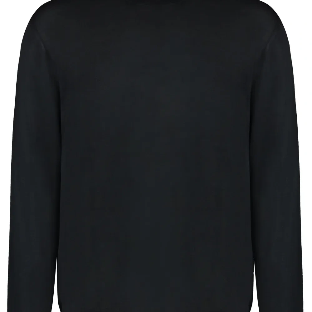 Свитер из шерсти мериноса