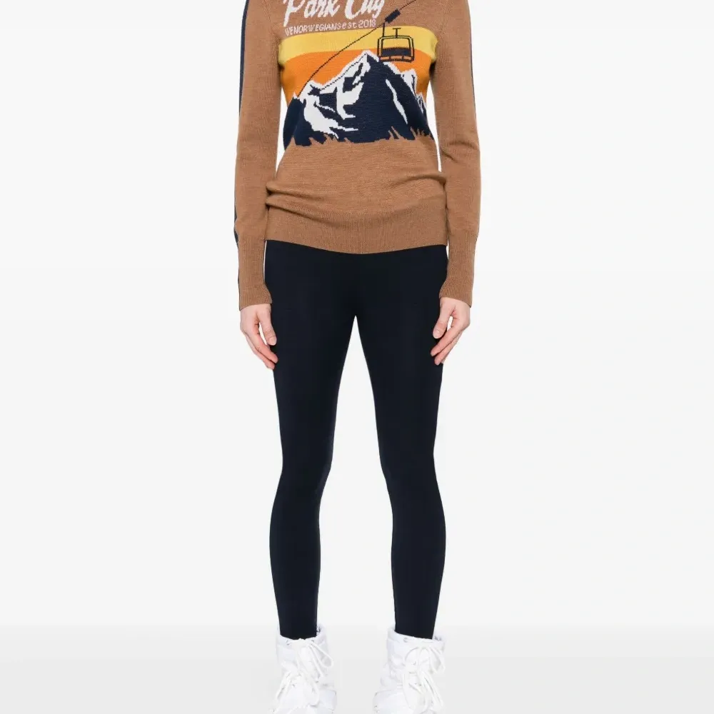 Свитер с принтом