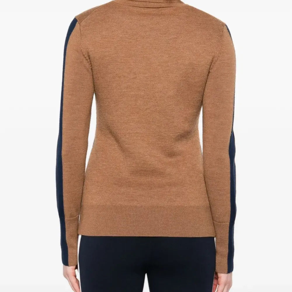 Свитер с принтом