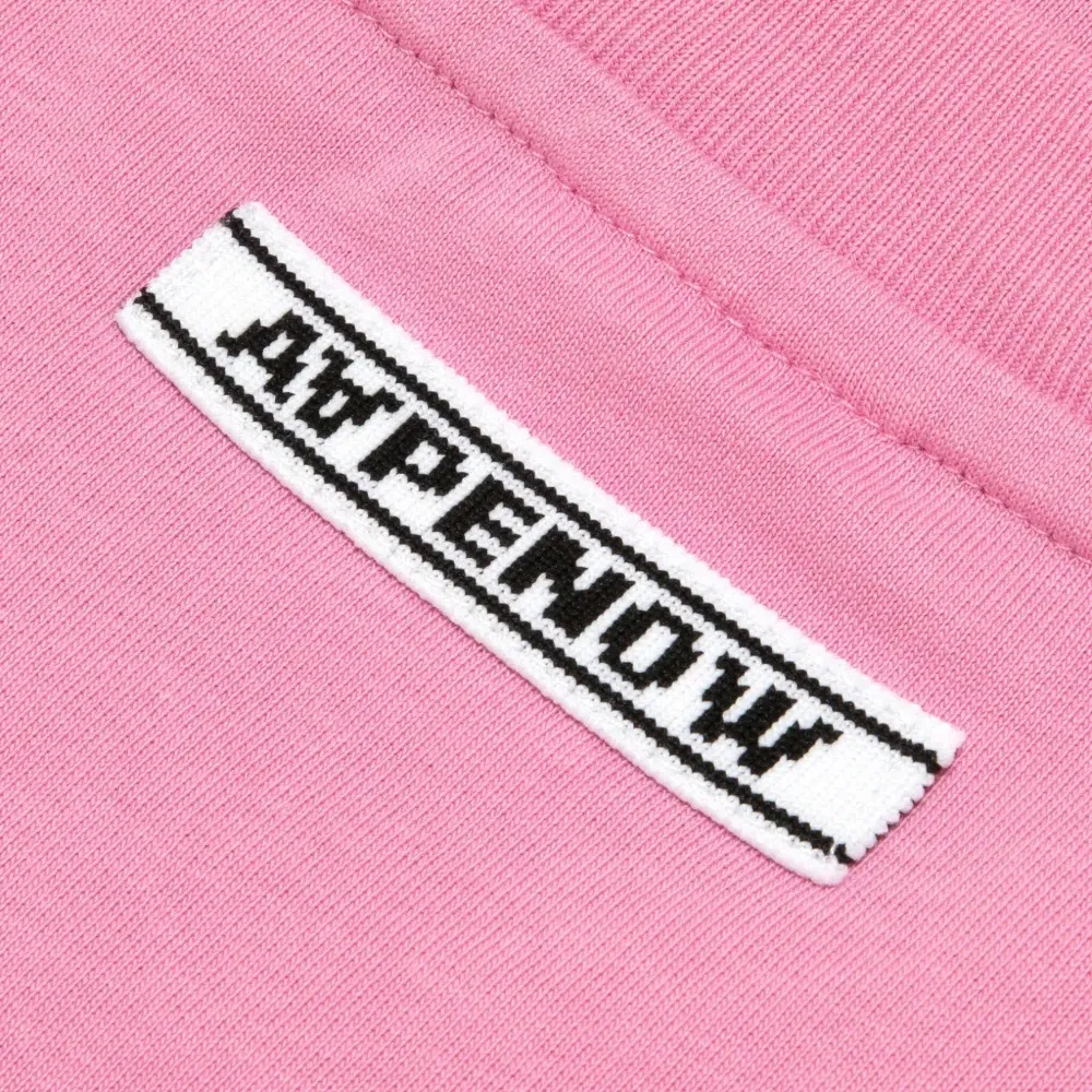 Футболка с вышитым логотипом