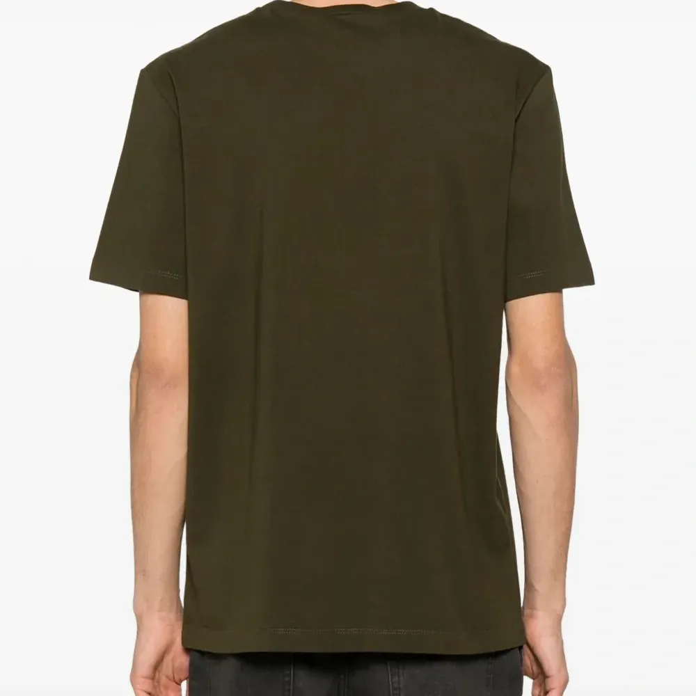 Футболка с логотипом