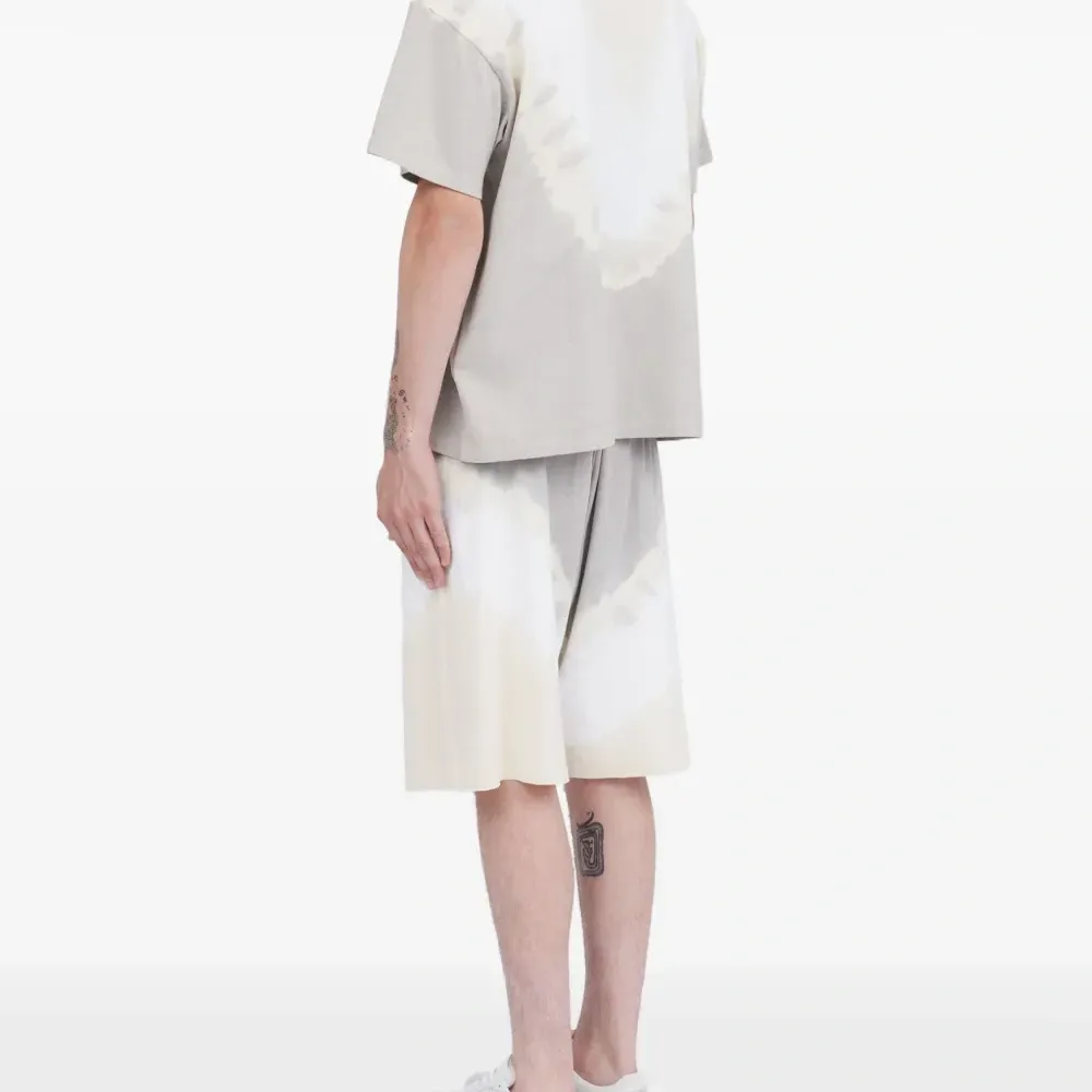 Футболка с принтом Футболка с принтом