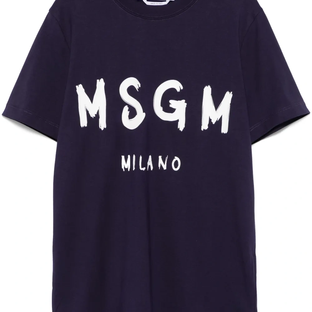 Футболка с логотипом