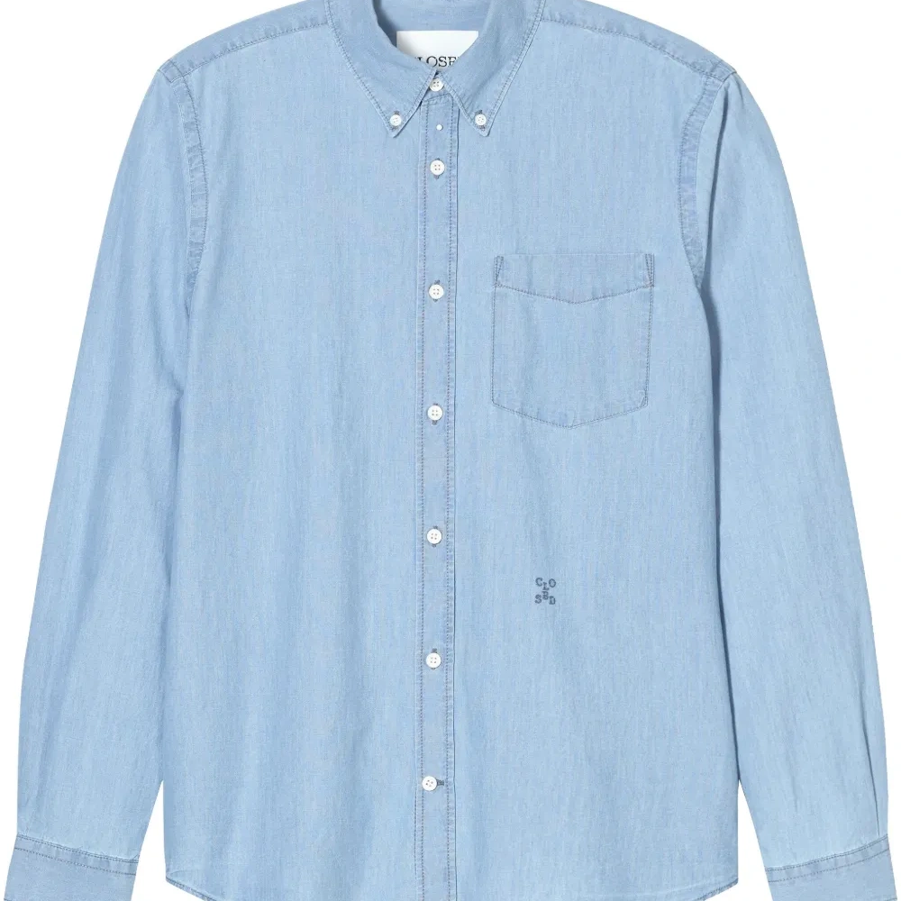 Рубашка с воротником на пуговицах